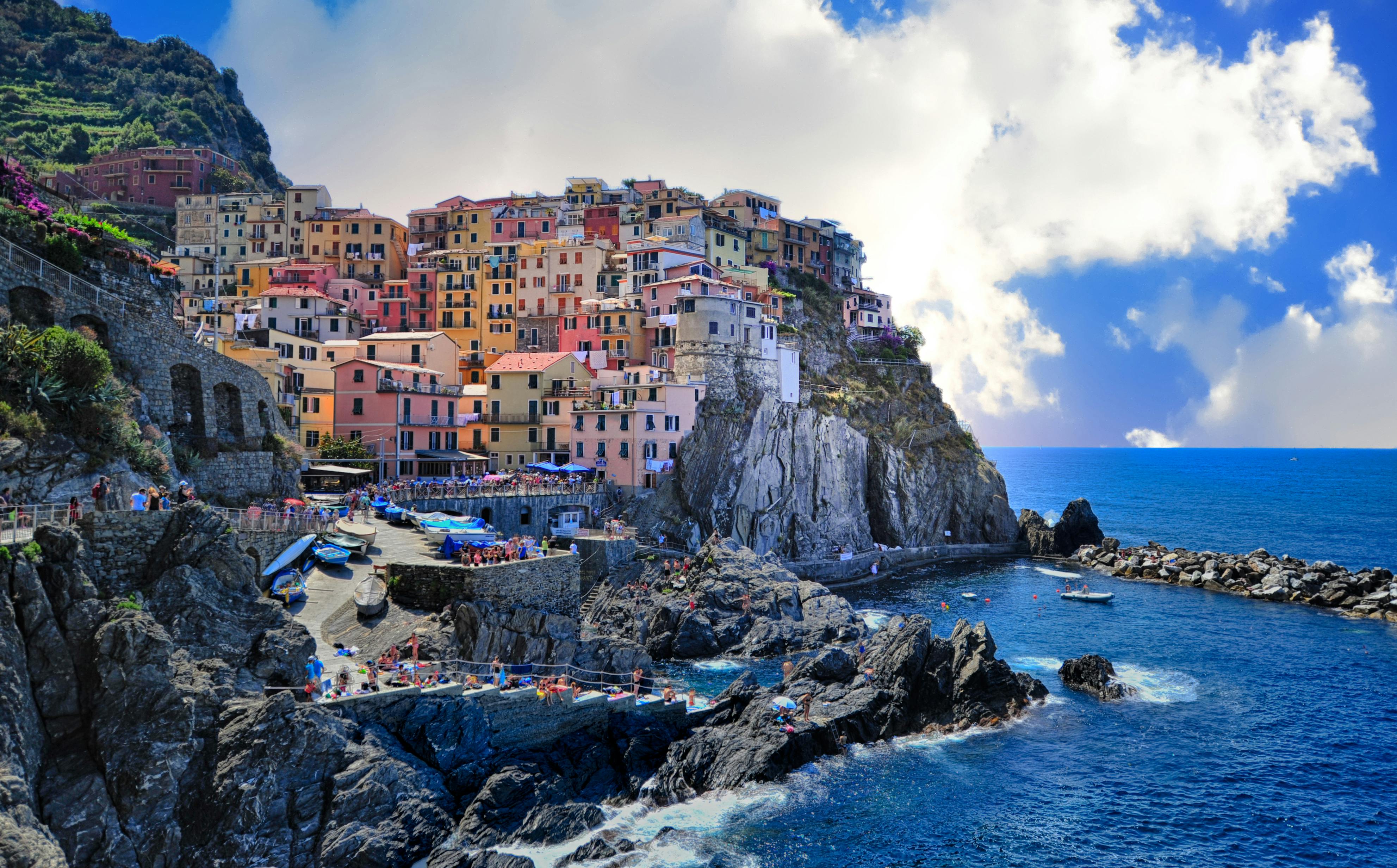 Liguria and Toscana yacht charter sailing Italian Mediterranean